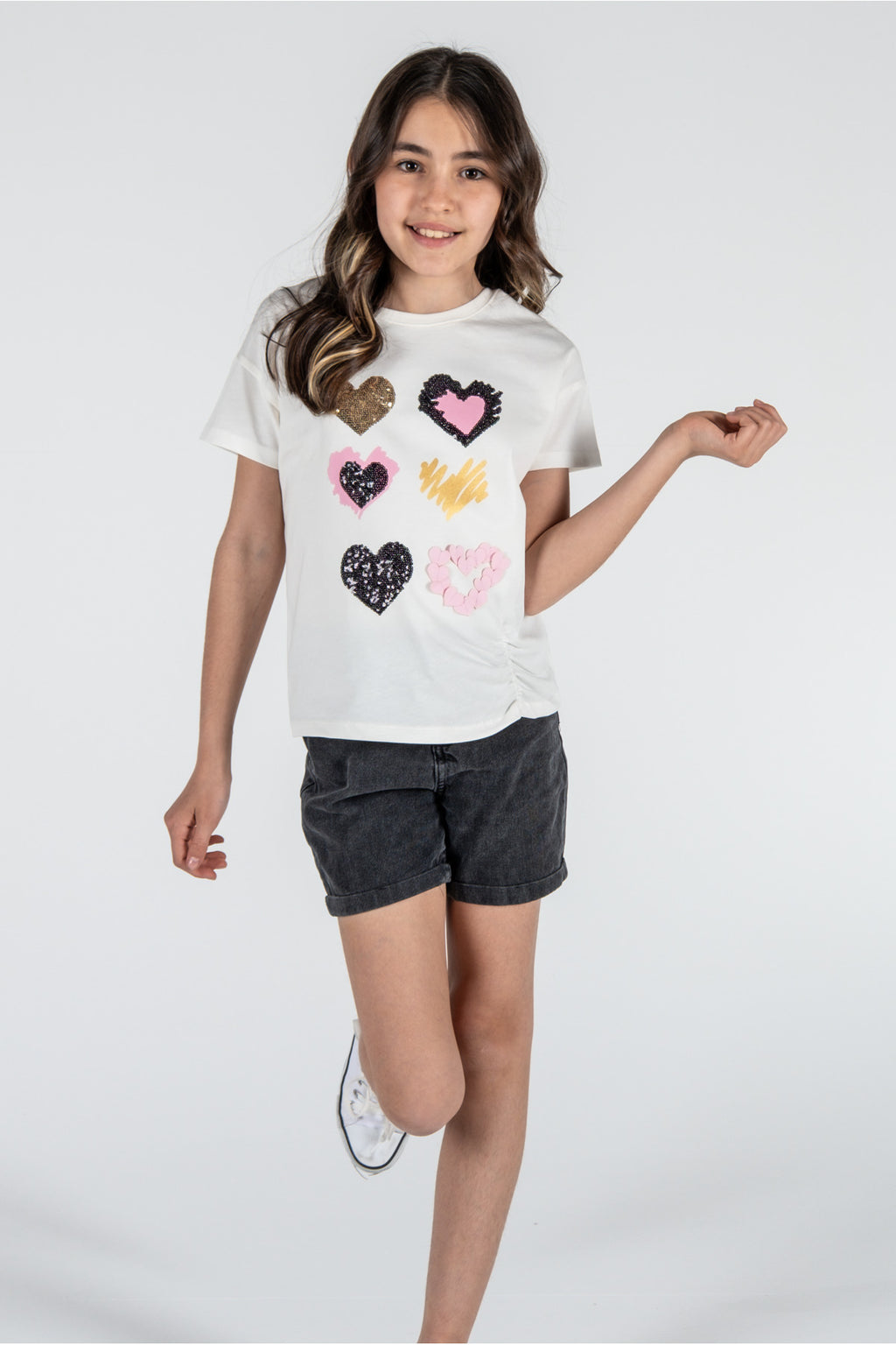 %100 Pamuk Kız Çocuk Beyaz Renkli Kalpli Payetli Kısa Kollu Tişört / Farklı Renk Seçenekleri - Krem