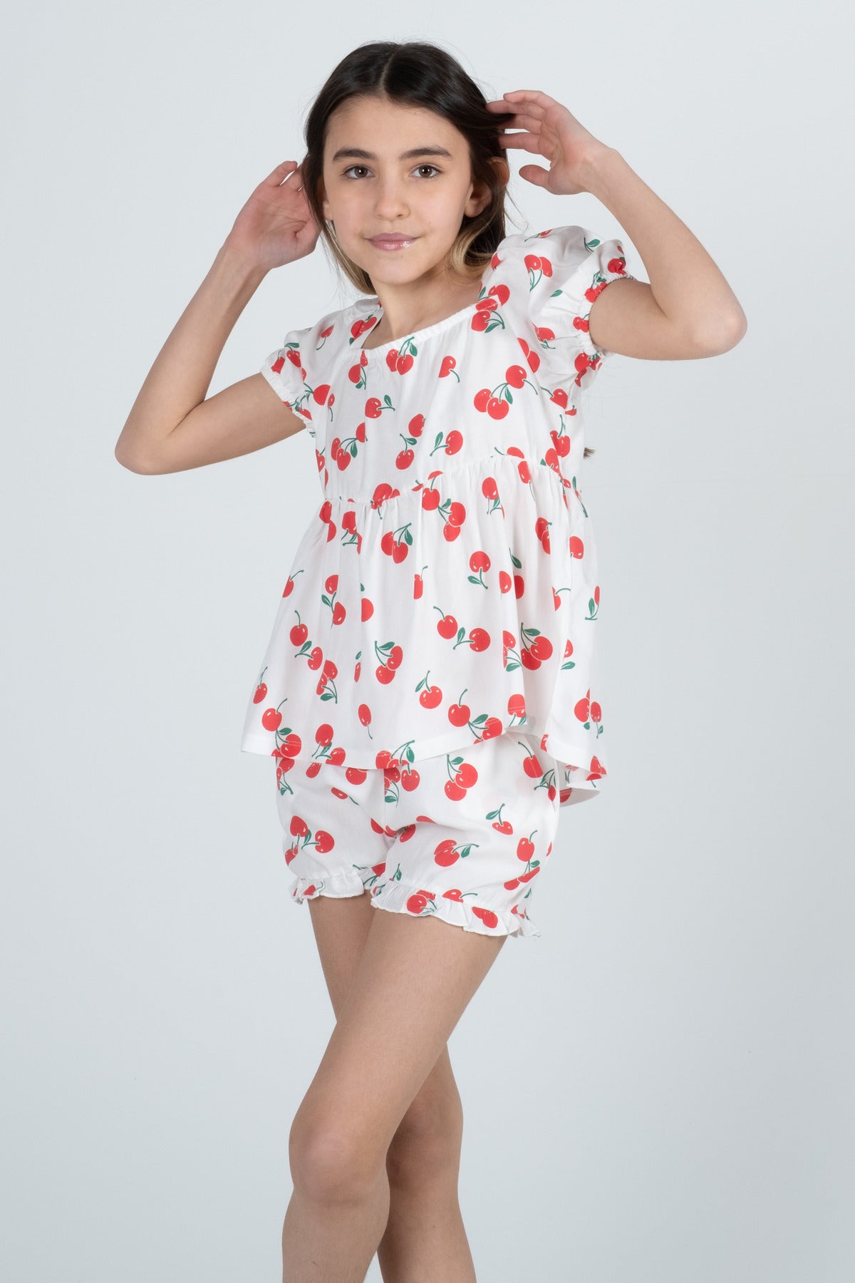 Kız Çocuk %100 Dokuma Viskon Çiçek Desenli Alt Üst Şortlu Takım - Kırmızı Beyaz