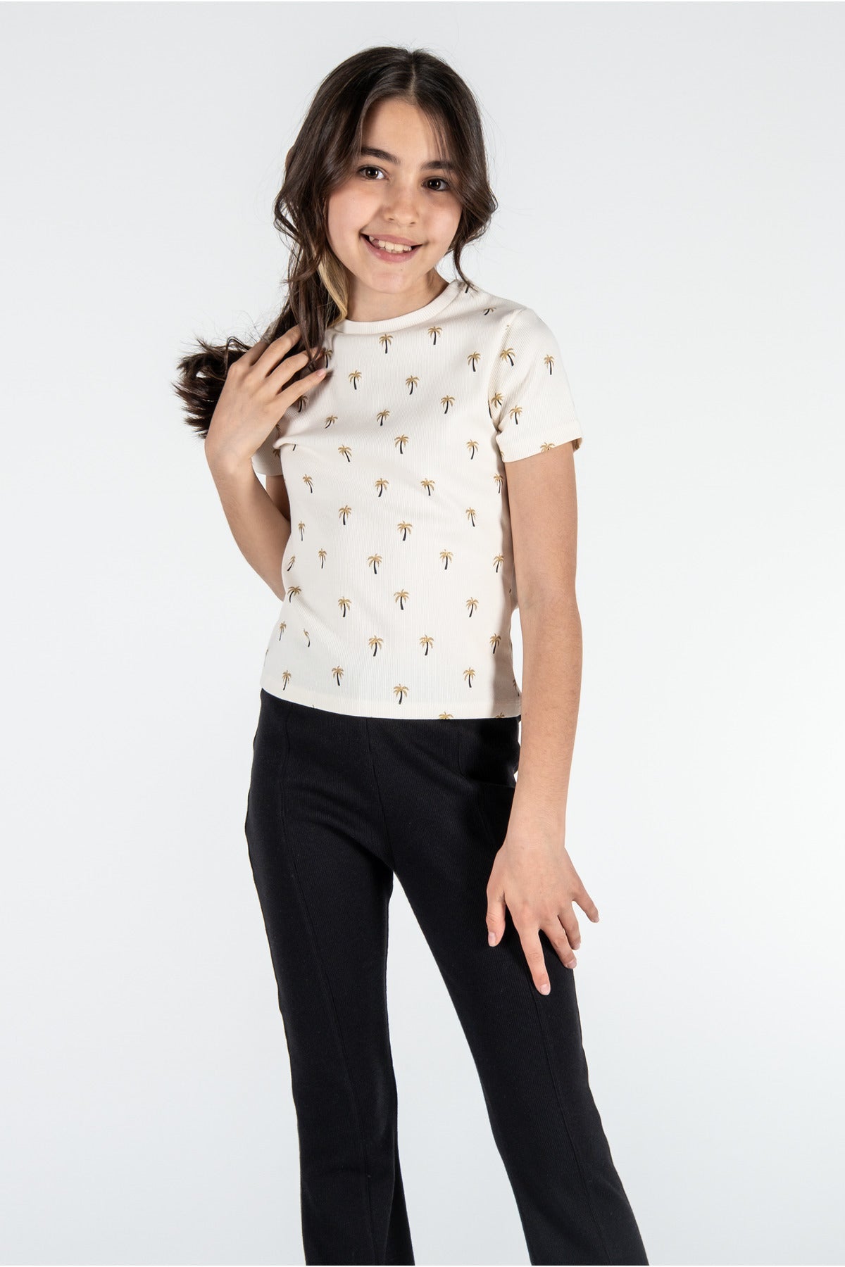 Krem Pamuklu Bisiklet Yaka Fitilli Kız Çocuk Tişört - Palmiye Desenli - Krem