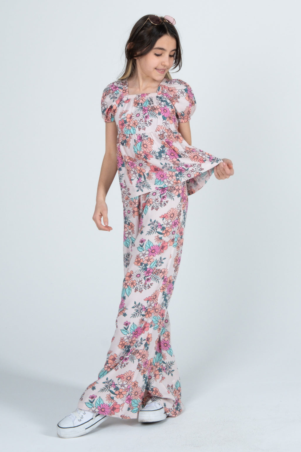 Kız Çocuk %100 Dokuma Viskon Çiçek Desenli Alt Üst Şortlu Takım - Çiçek Desen