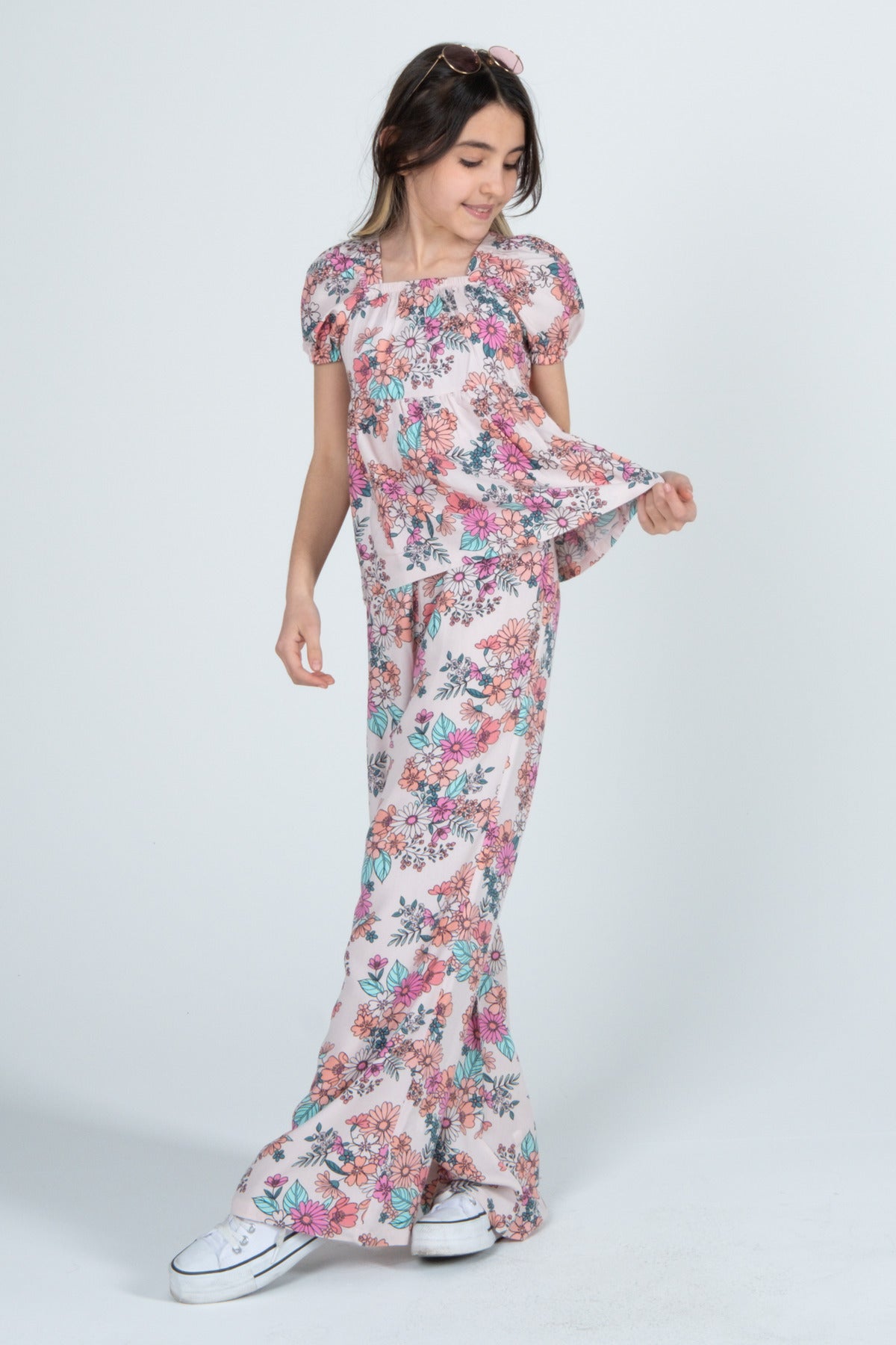 Kız Çocuk %100 Dokuma Viskon Çiçek Desenli Alt Üst Şortlu Takım - Çiçek Desen