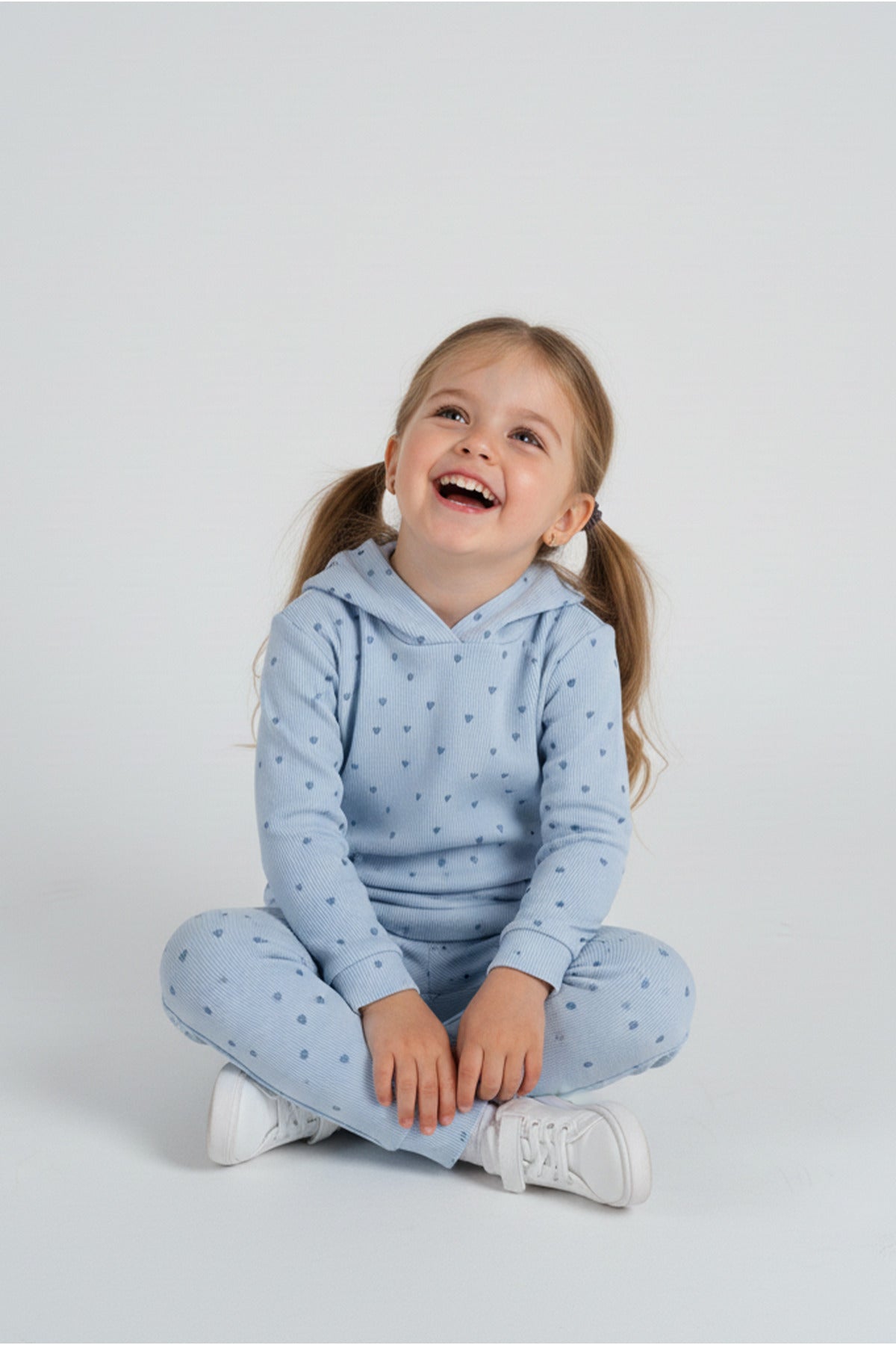 Kız Çocuk Puantiyeli Kapüşonlu Takım – 3 Renk Seçeneği