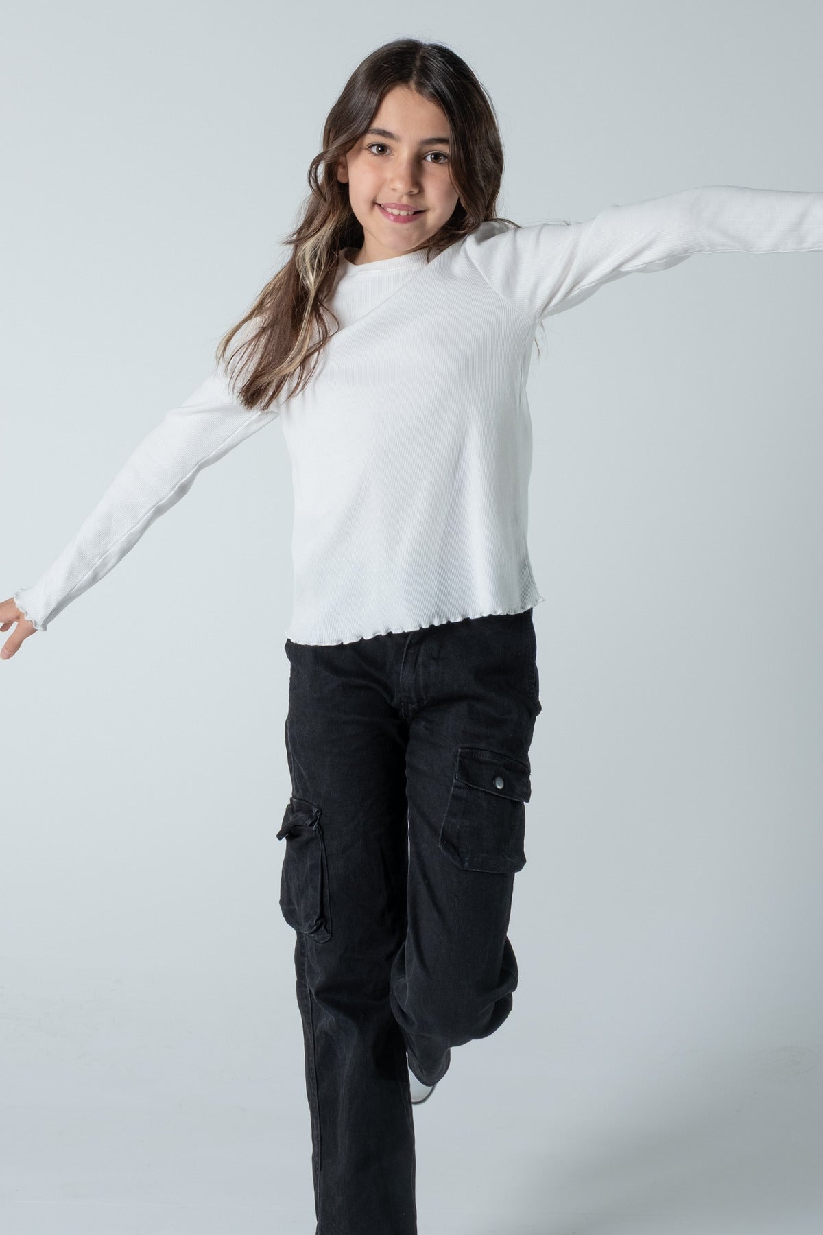 Kız Çocuk Uzun Kollu Fitilli Bluz / Rahat Ve Şık Tasarım / Farklı Renk Seçenekleriyle - Beyaz