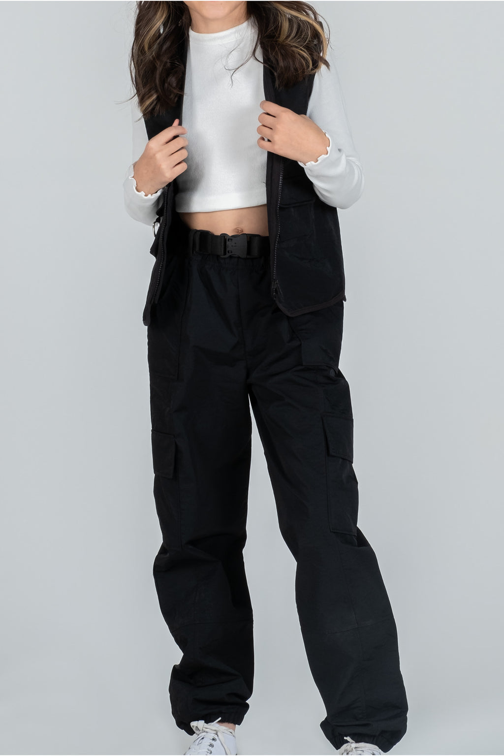 Kız Çocuk Siyah Cepli Kargo Pantolon – Rahat Lastikli Bel, Şık Ve Spor Tarz