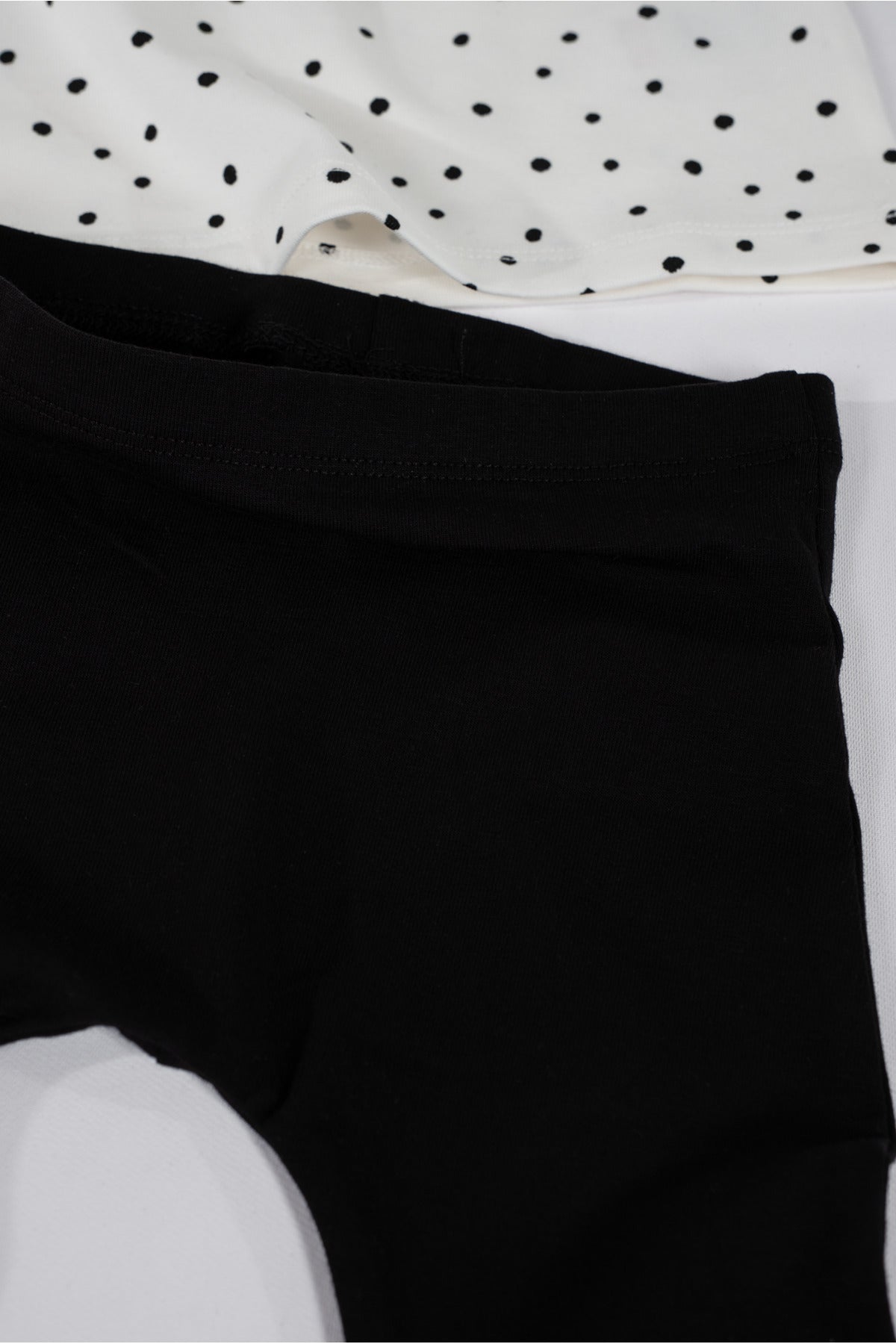 Kız Bebek Puantiyeli Alt Üst Takım / T-Shirt Ve Tayt / Pamuklu Kumaş / Yeni Trend / Siyah - Beyaz - Siyah - Beyaz