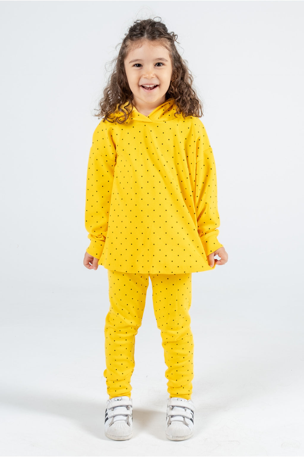 Kız Çocuk Puantiyeli Kapüşonlu Takım – 3 Renk Seçeneği