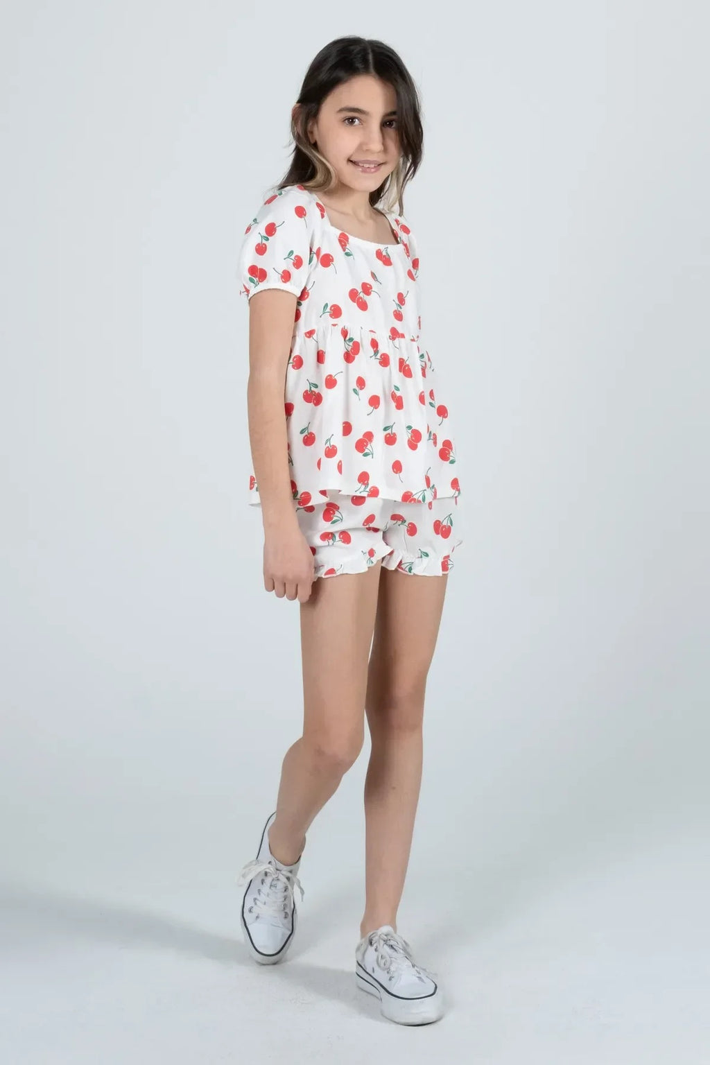 Kız Çocuk %100 Viskon Çiçek Desenli Alt Üst Takım – Yazlık & Hafif (2 Model: Pantolon / Şort)