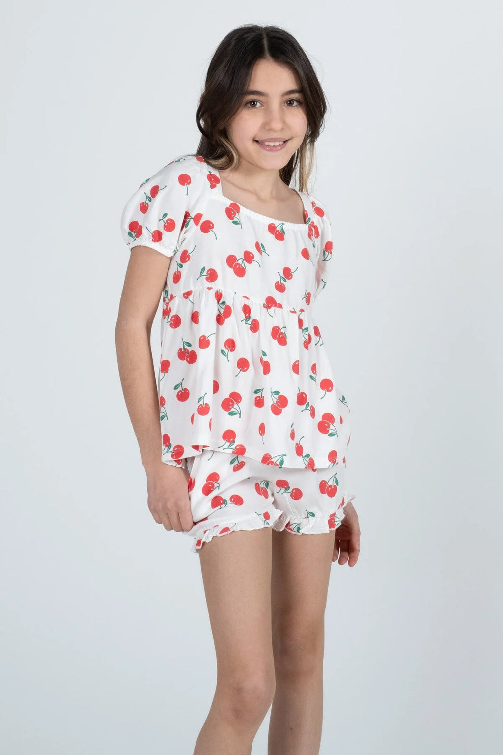 Kız Çocuk %100 Viskon Çiçek Desenli Alt Üst Takım – Yazlık & Hafif (2 Model: Pantolon / Şort)