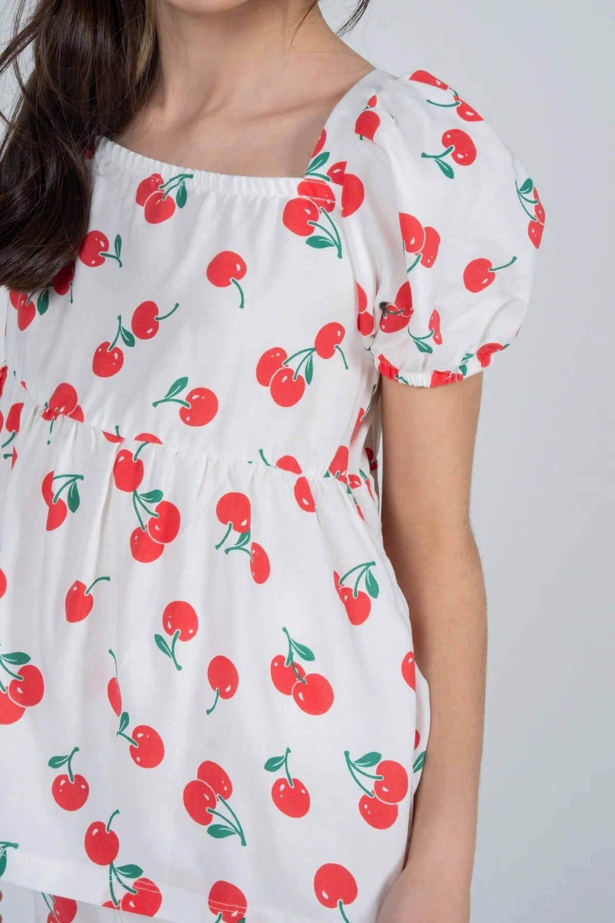 Kız Çocuk %100 Viskon Çiçek Desenli Alt Üst Takım – Yazlık & Hafif (2 Model: Pantolon / Şort)