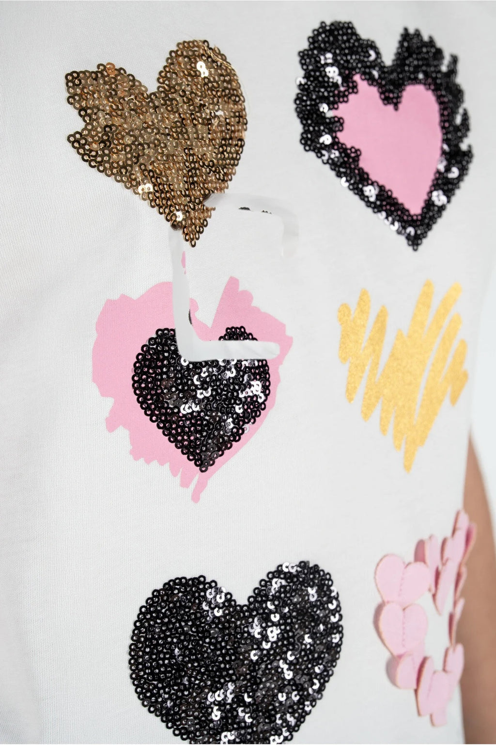 Kız Çocuk %100 Pamuk Kalpli Payetli Tişört – Yazlık & Eğlenceli (2 Renk Seçeneği)