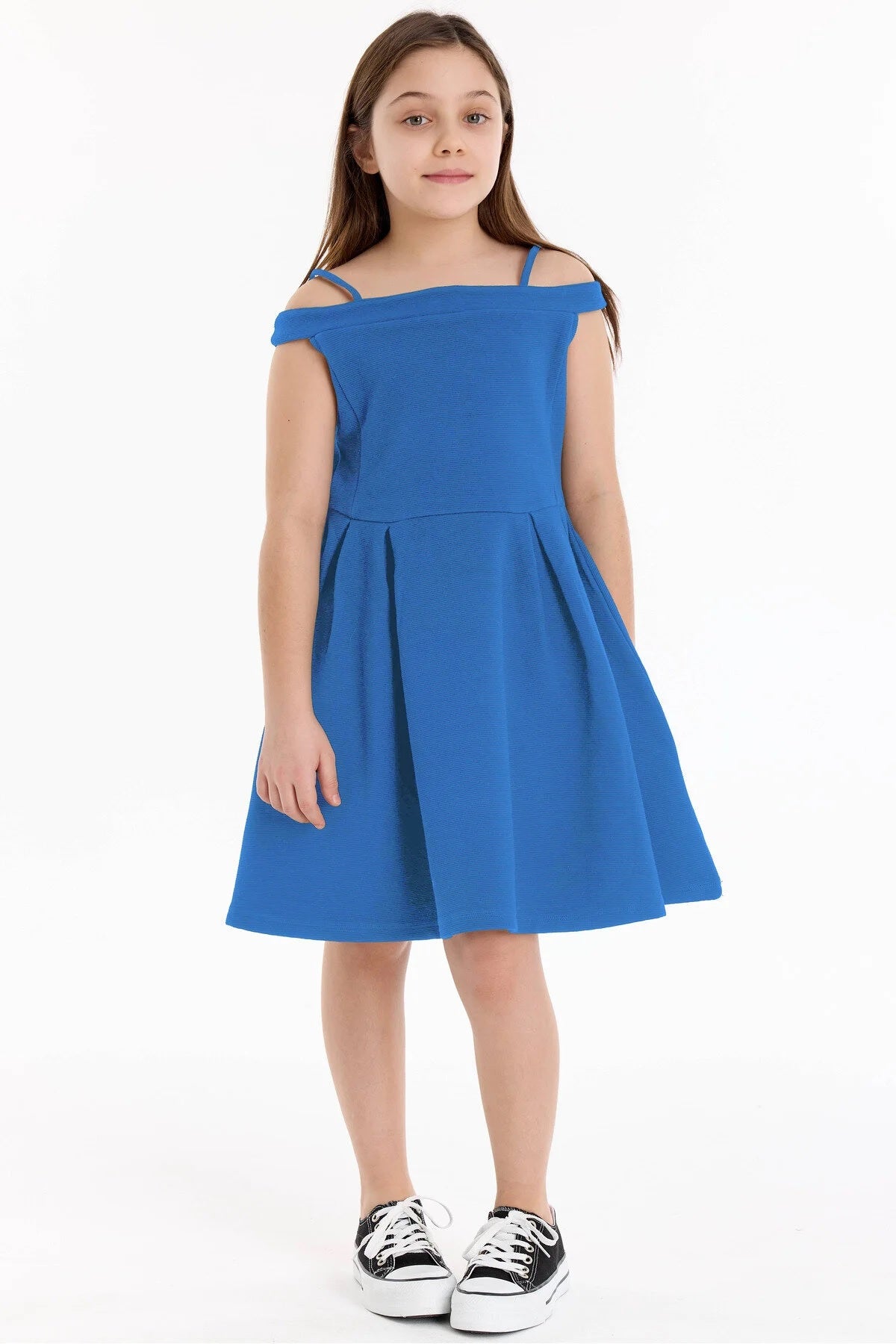 Kız Çocuk İp Askılı Prenses Yaka Elbise – Yazlık & Şık (6 Renk Seçeneği)