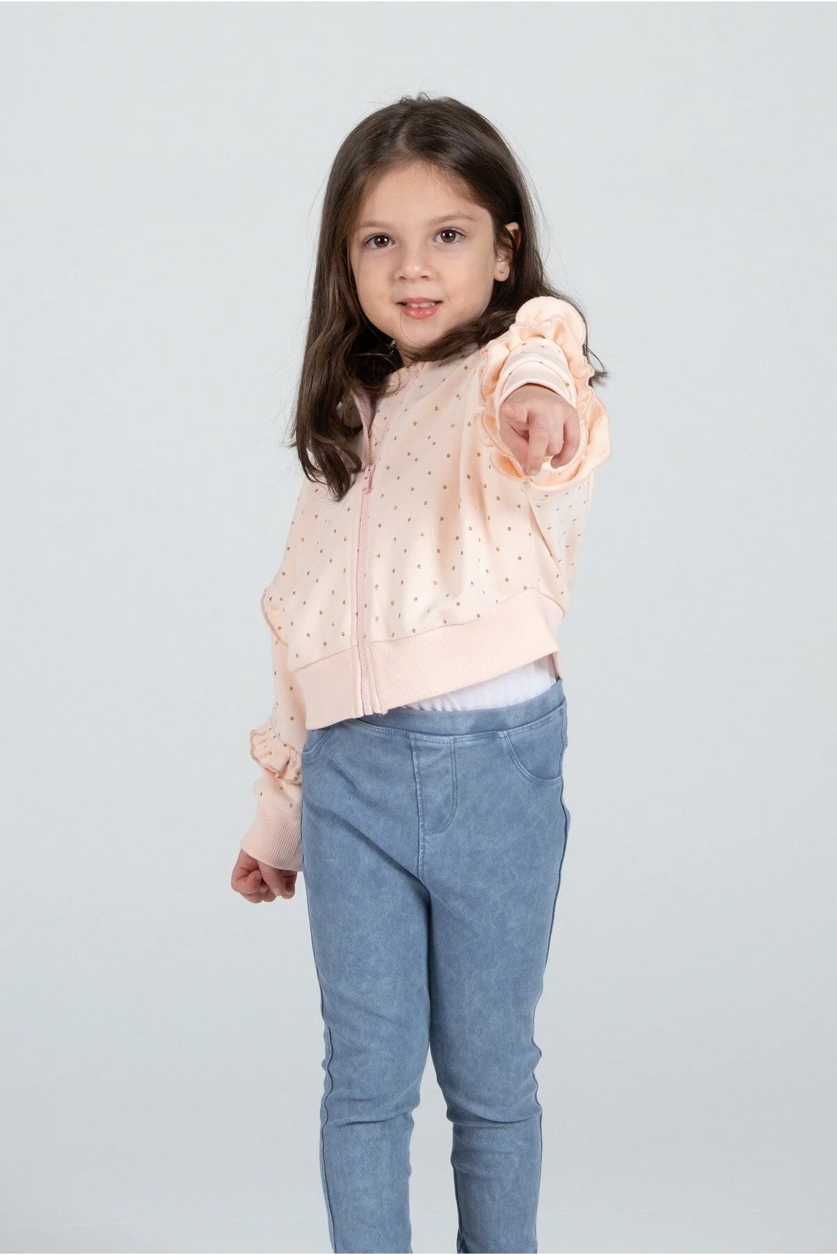 Kız Çocuk Fırfırlı Puantiyeli Kapüşonlu Ceket – Pamuklu & Şık Tasarım (2 Renk Seçeneği)